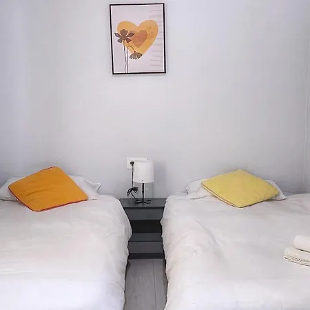 Vt Flat Reformado Con Escritorio De Trabajo Y Wifi Appartement *