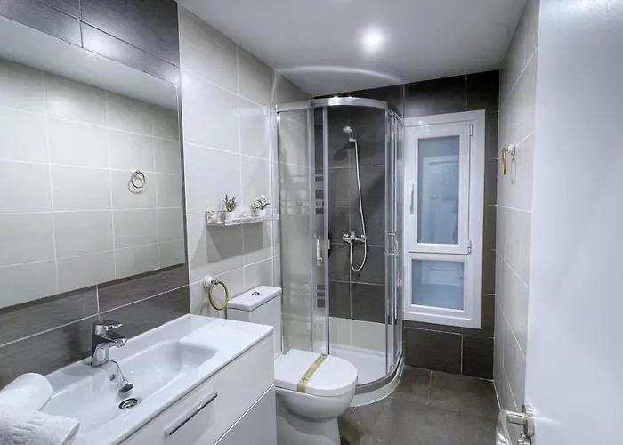 Vt Flat Reformado Con Escritorio De Trabajo Y Wifi Апартаменты Бильбао